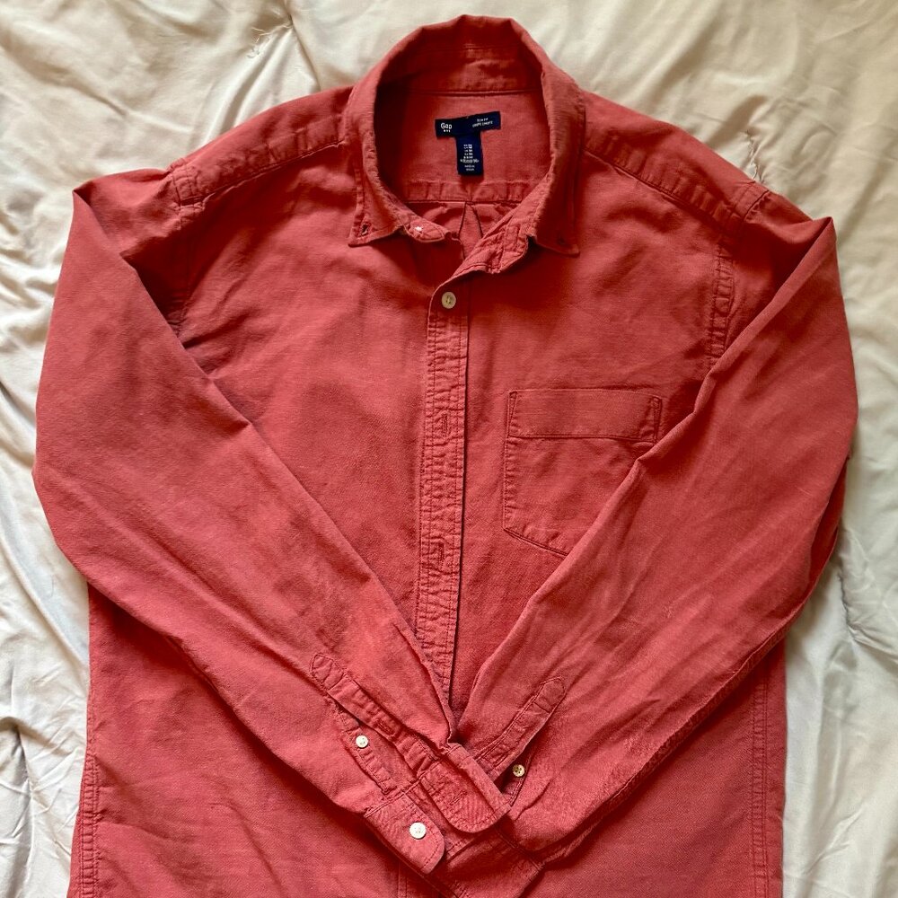 Gap Slim Fit Long Sleeve Button Down Shirt, Size Medium